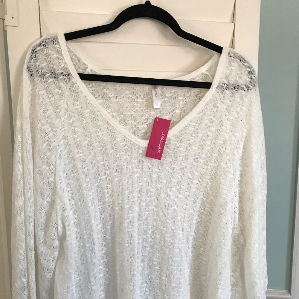 White Sweater XL